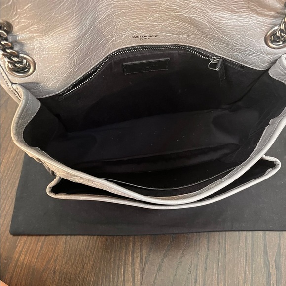 YSL medium Niki Bag - Picture 7 of 12